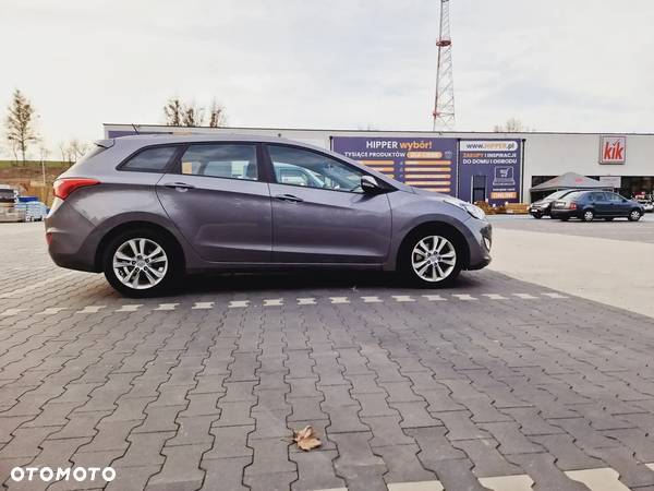 Hyundai I30 1.6 CRDI Fifa World Cup Edition - 4