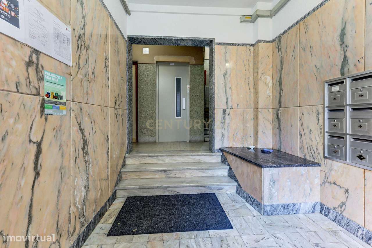 Apartamento T1 em Agualva e Mira Sintra-19