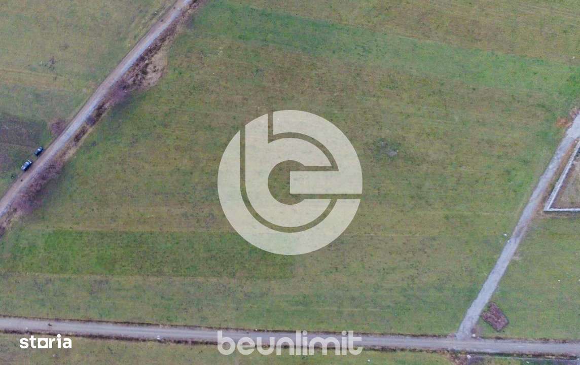 Teren intravilan in Tocile - 4354 m² - 2 fronturi - 49 euro/mp-4