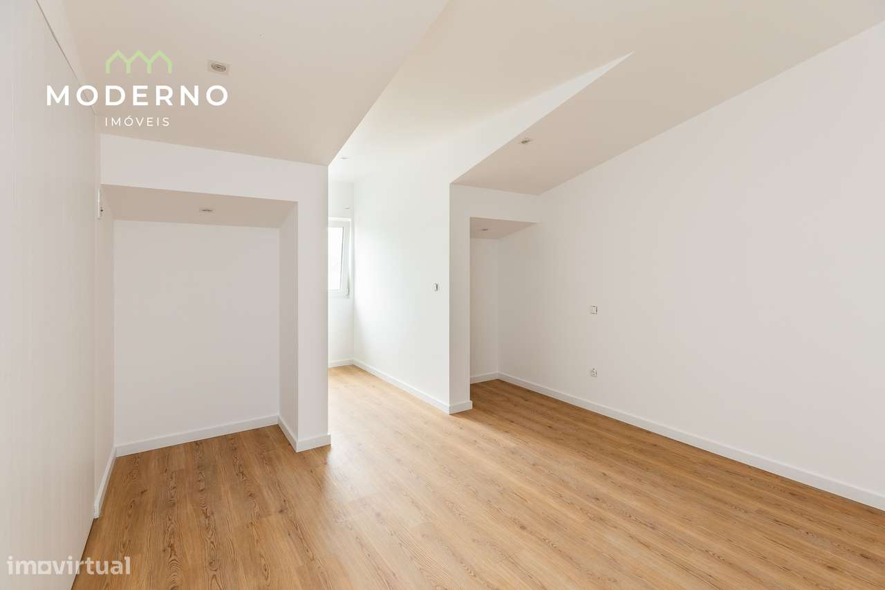 Moradia T3 com Garagem e Terreno – Antões, Louriçal-16