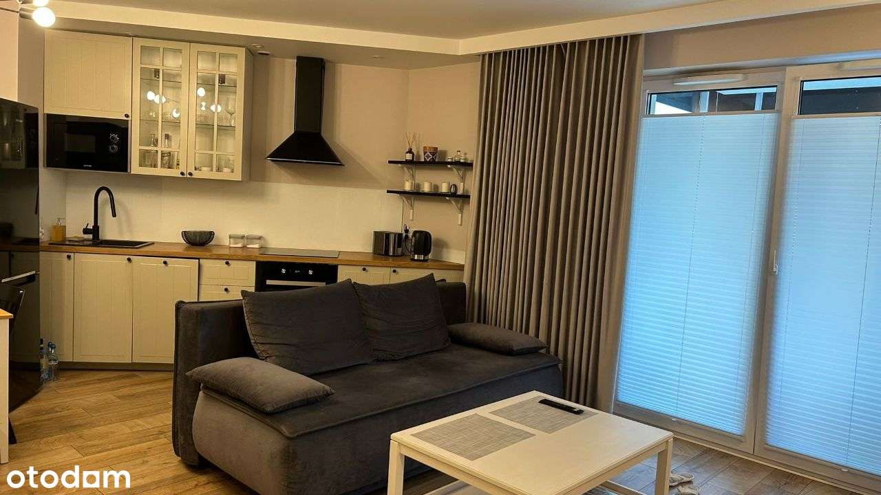 Nowoczesne mieszkanie z garażem ul. Czarna 43m2.