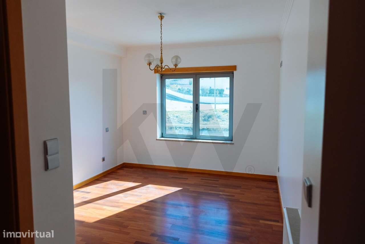 Apartamento T3 em Trancoso – Zona calma e próxima de todos os servi - Grande imagem: 4/21