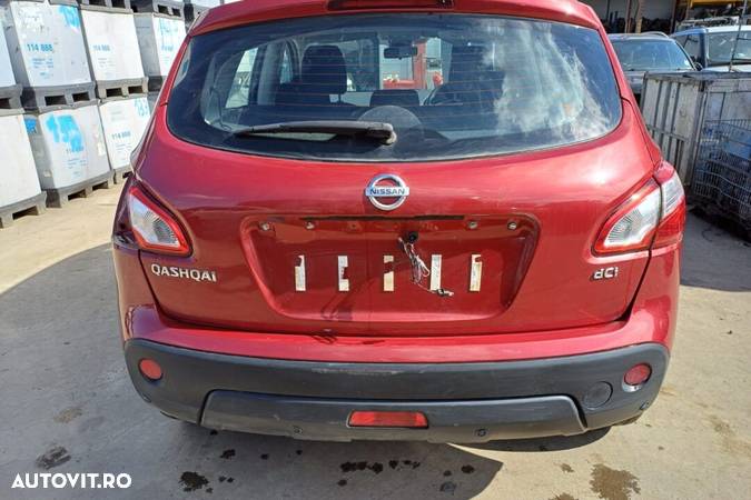 STOP STANGA PE HAION NISSAN QASHQAI 2012 - 1