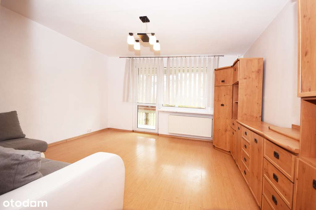 Ładne i ustawne 3 pokoje w Gliwicach Trynek-0