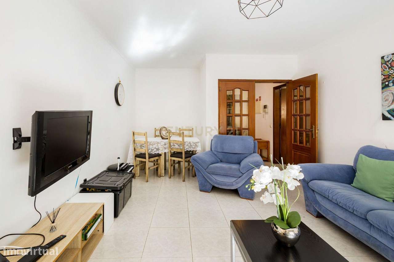 APARTAMENTO T2 DE LUXO MODERNO DE GRANDES DIMENSÕES, TERRAÇO PRIVATIVO - Grande imagem: 4/24