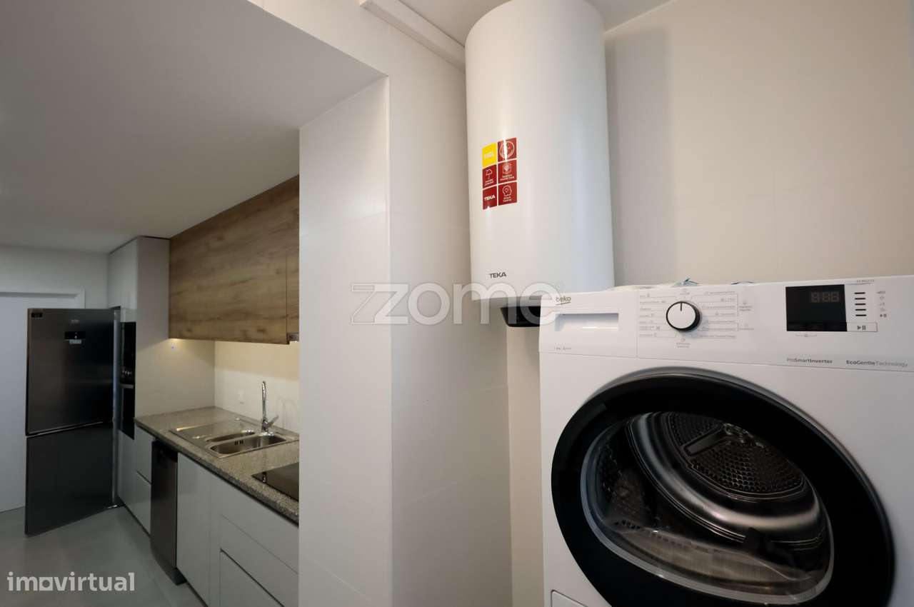 Apartamento T2 Renovado | Vilar do Paraíso – Excelente Localização... - Grande imagem: 4/28
