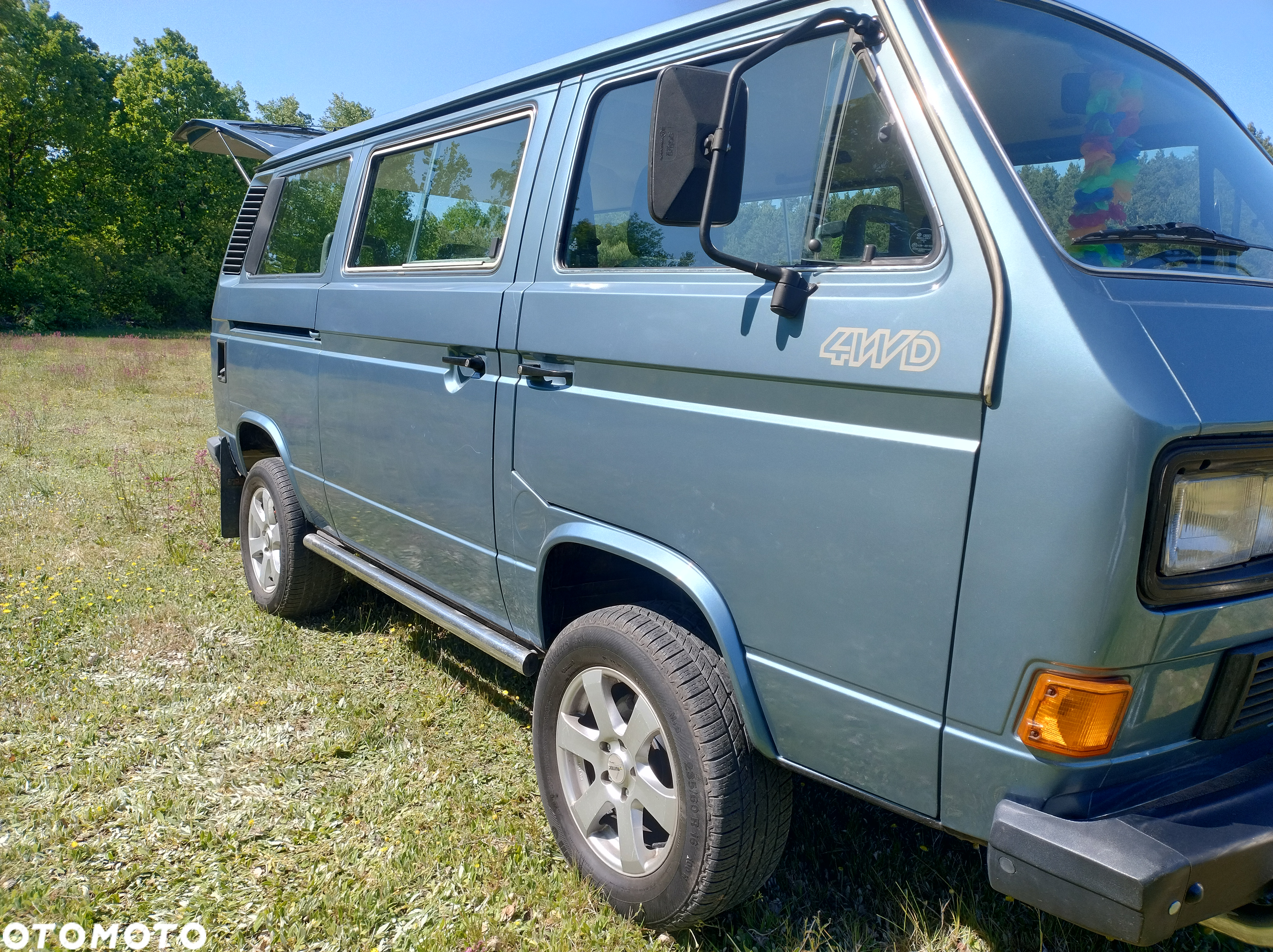 Volkswagen Caravelle - 15