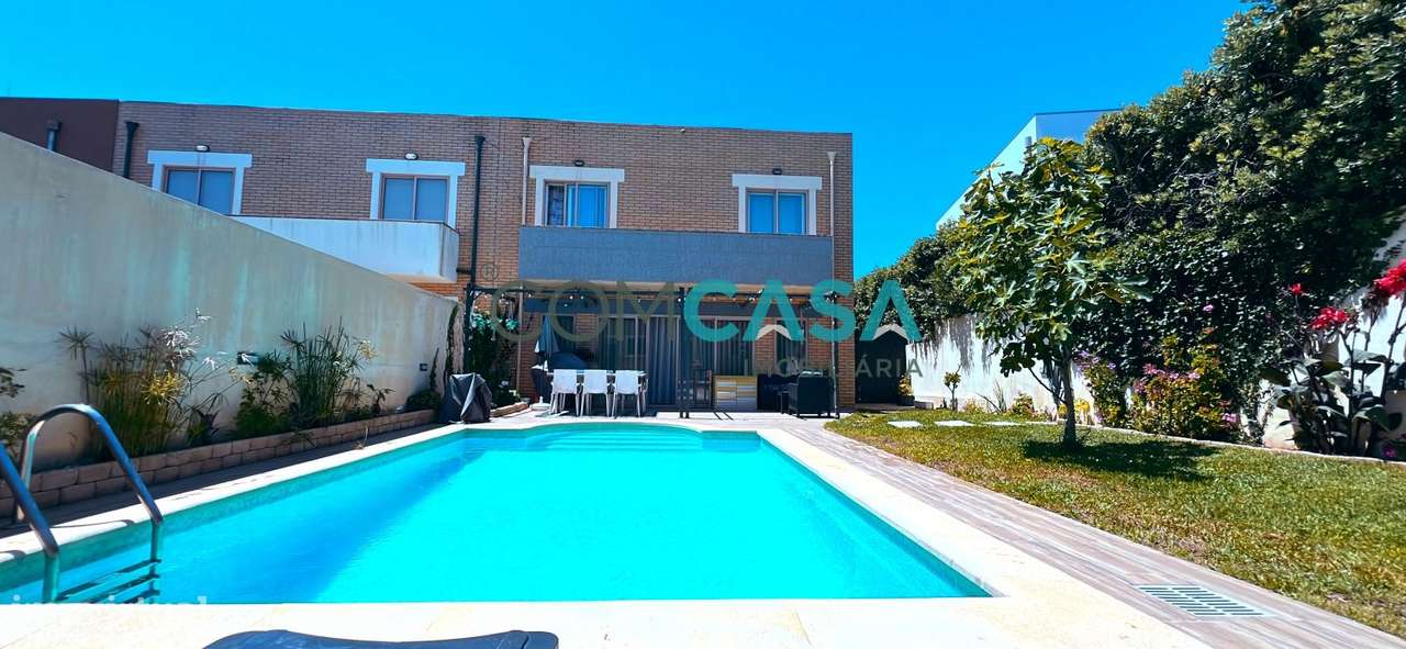 Moradia V4 | piscina descoberta | proximo da praia | Lavra Matosinhos - Grande imagem: 5/46