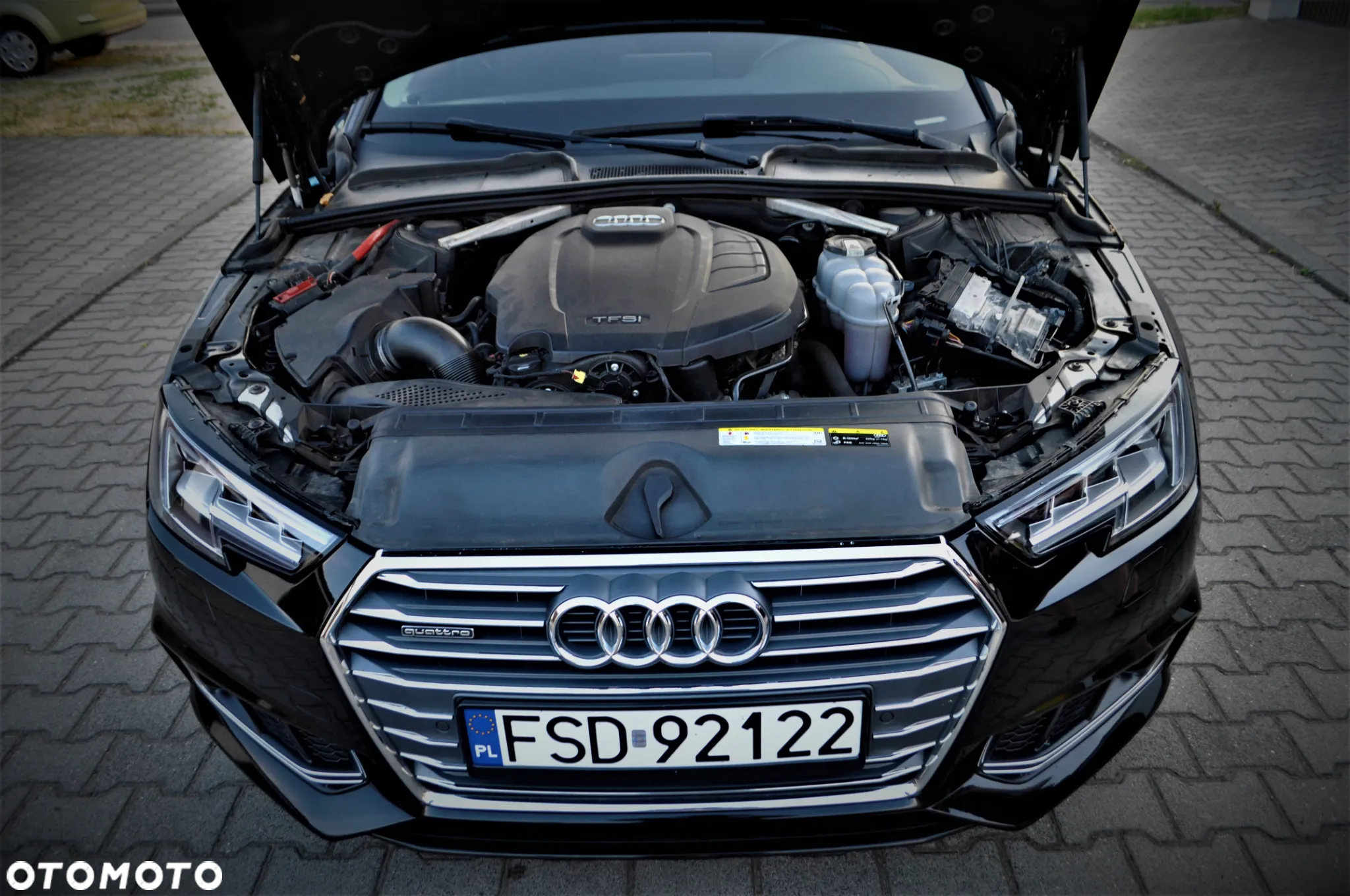 Audi A4 2.0 TFSI Quattro Design S tronic - 32