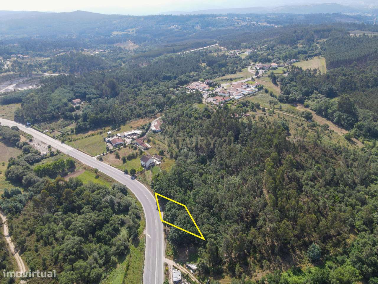 TERRENO PARA VENDA - Grande imagem: 3/7