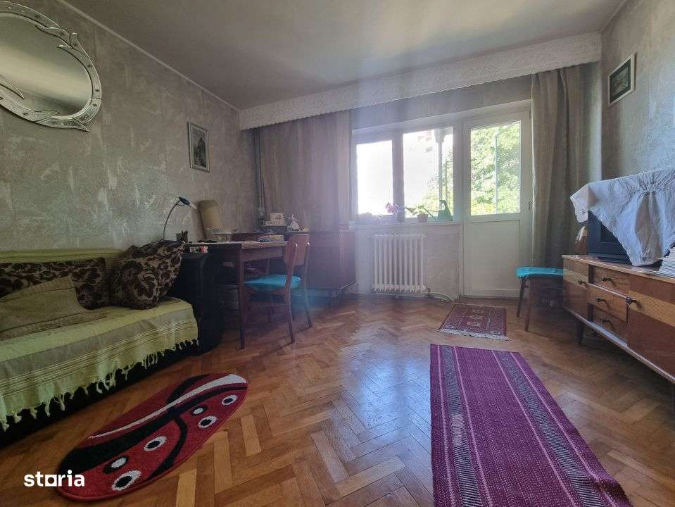 Apartament 2 camere decomandate, etaj 3, Zona Centrala - Imagine principală: 1/9