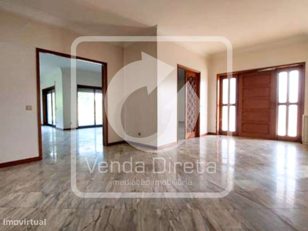 Moradia T5 com Piscina + Armazém | Terreno com 5.000 m² | Vila Nova...-7