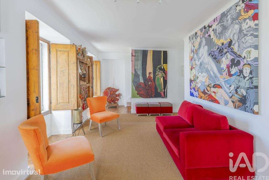 Duplex T2 em Misericórdia de 150,00 m2 - Grande imagem: 1/30