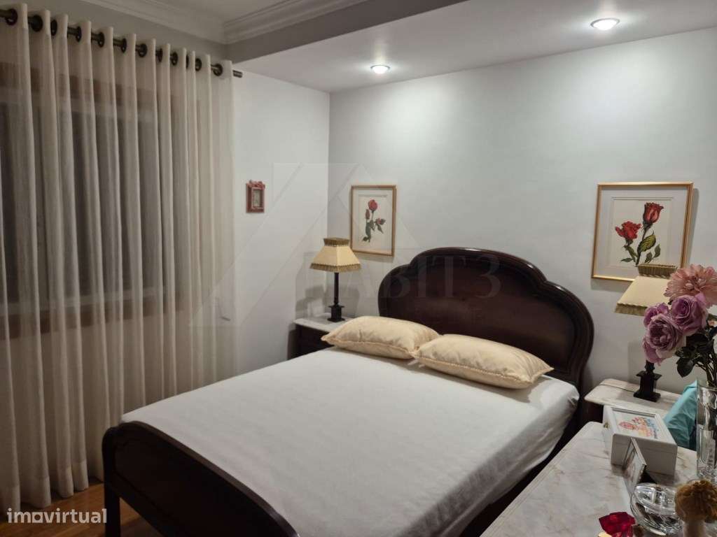 Moradia T4 com jardim-17