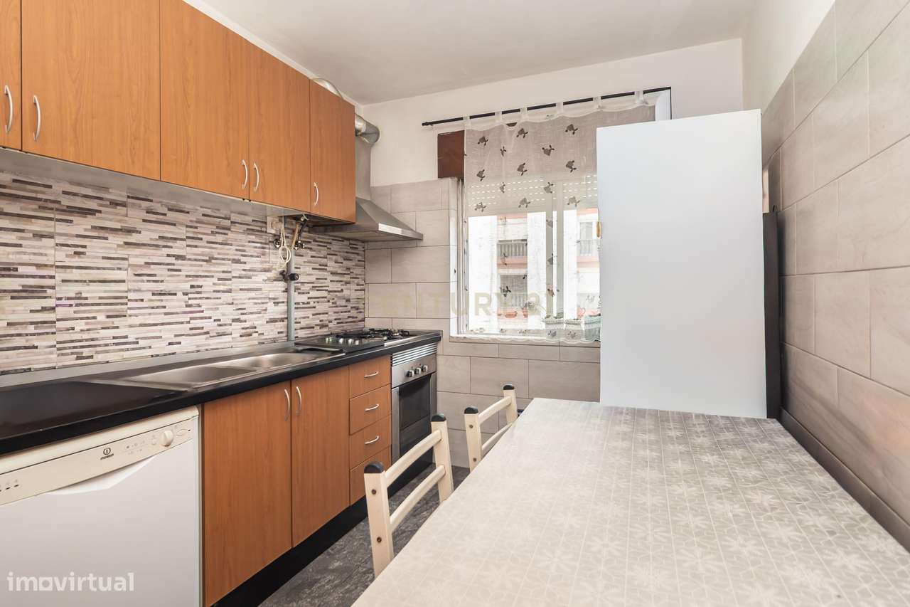 Apartamento T2+1 com Vista Mar | Viso – Setúbal-18