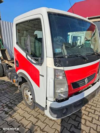 Kabina goła Maxity Cabstar - 1