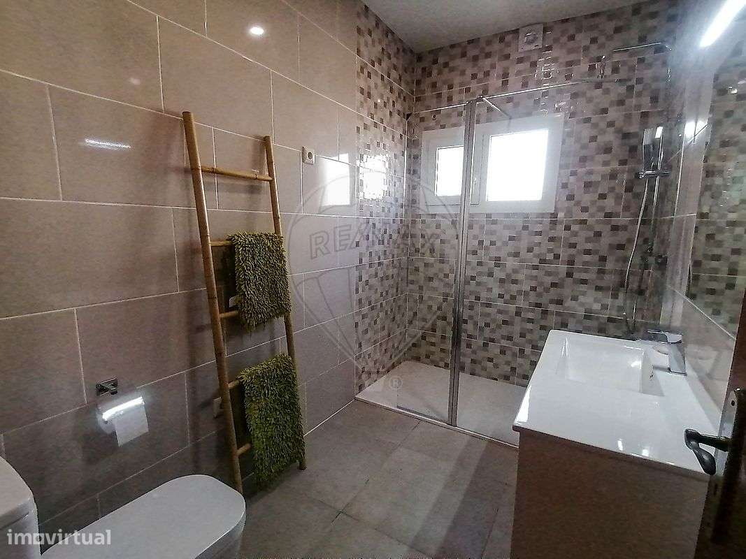 Moradia T5 para venda-28