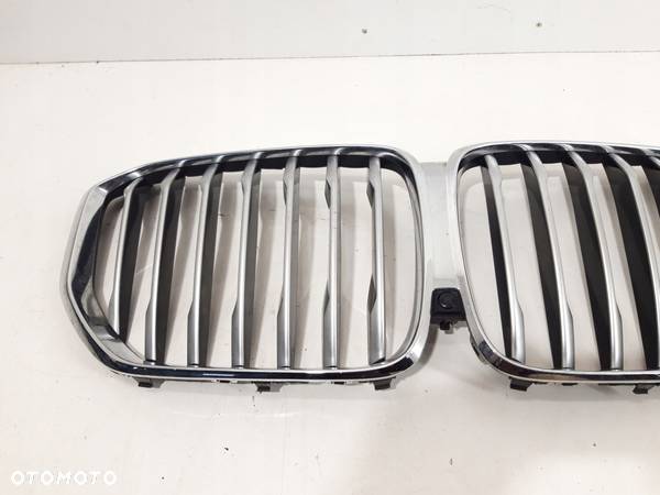 BMW X5 G05 GRILL ATRAPA NERKI CHROM 7454887 - 2