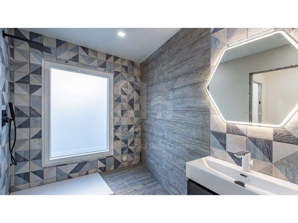 Vende Moradia T4 - Ericeira 15 km, A Casa das Casas - Grande imagem: 4/22