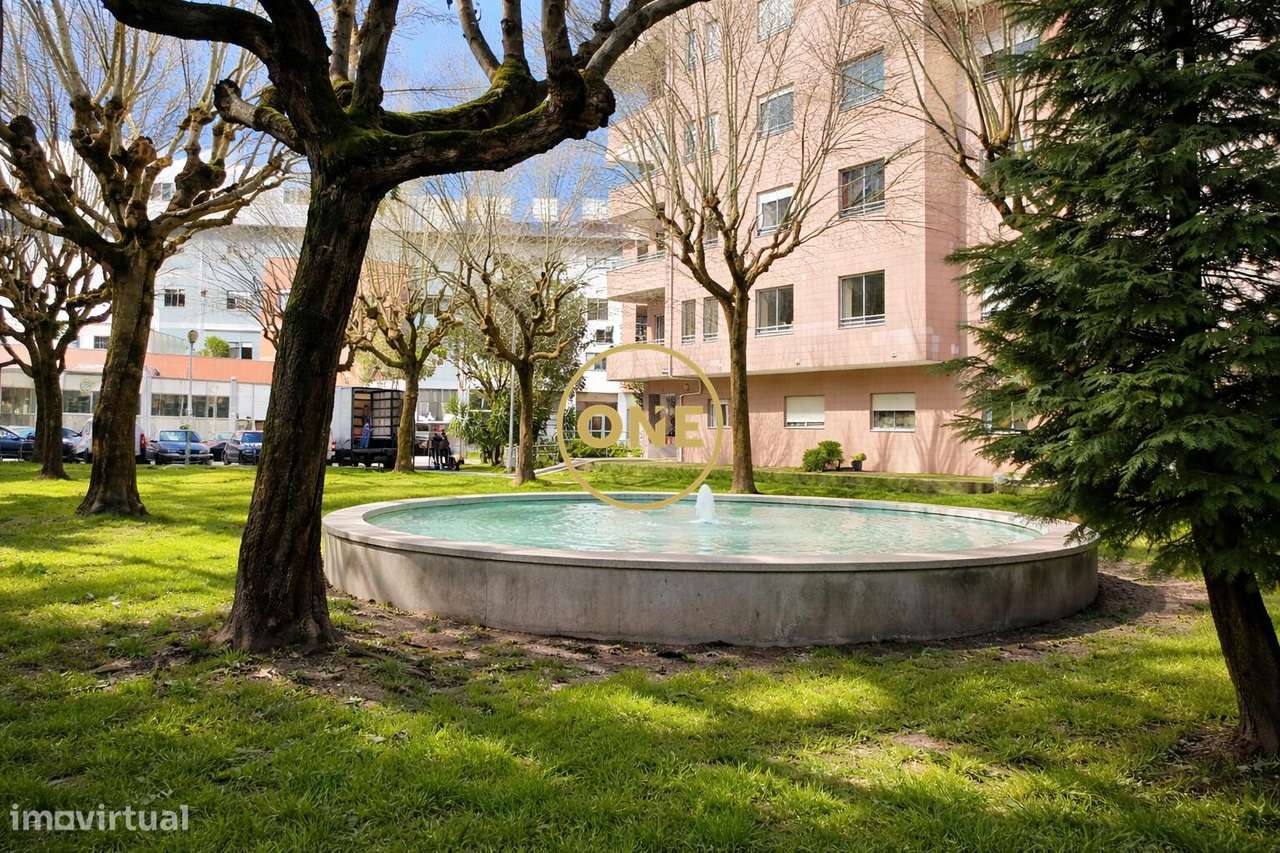 Apartamento T3 com terraço no centro de Braga - Grande imagem: 4/4