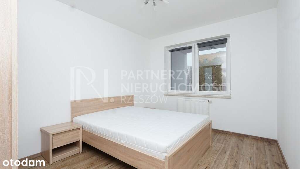 2 Pok z Oddzielną Kuchnia i Garażem - Skyres - Pełny obrazek: 3/8