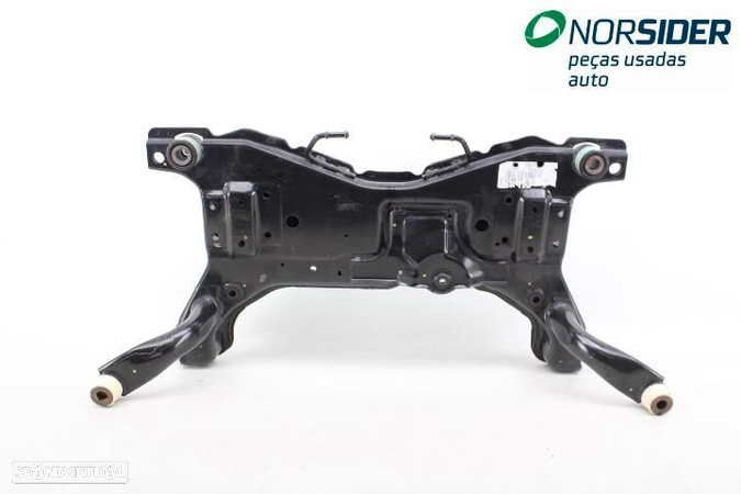 Charriot frente Ford Kuga|08-10 - 1