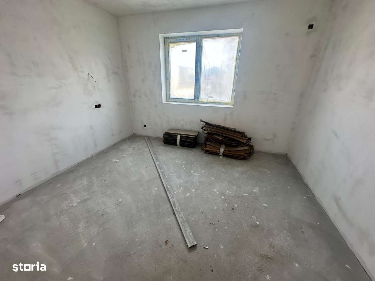 CASA DUPLEX - RATE LA DEZVOLTATOR, INCALZIRE PARDOSEALA, COMISION 0% - Imagine principală: 4/15