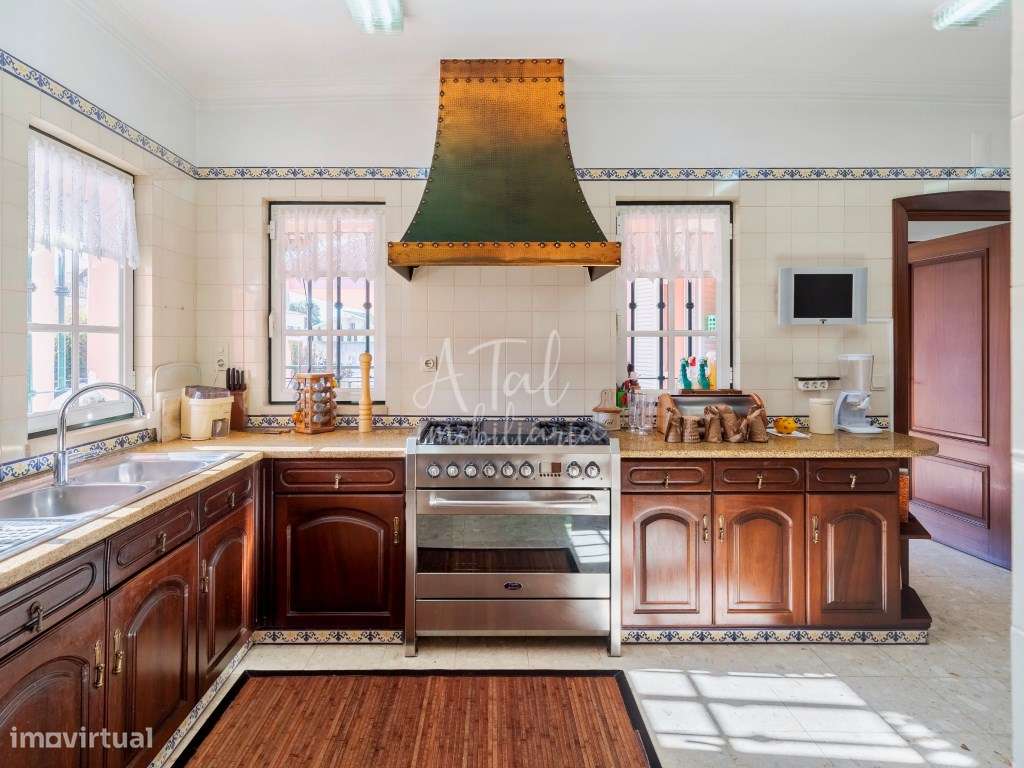 Moradia V6 centro do Montijo-19