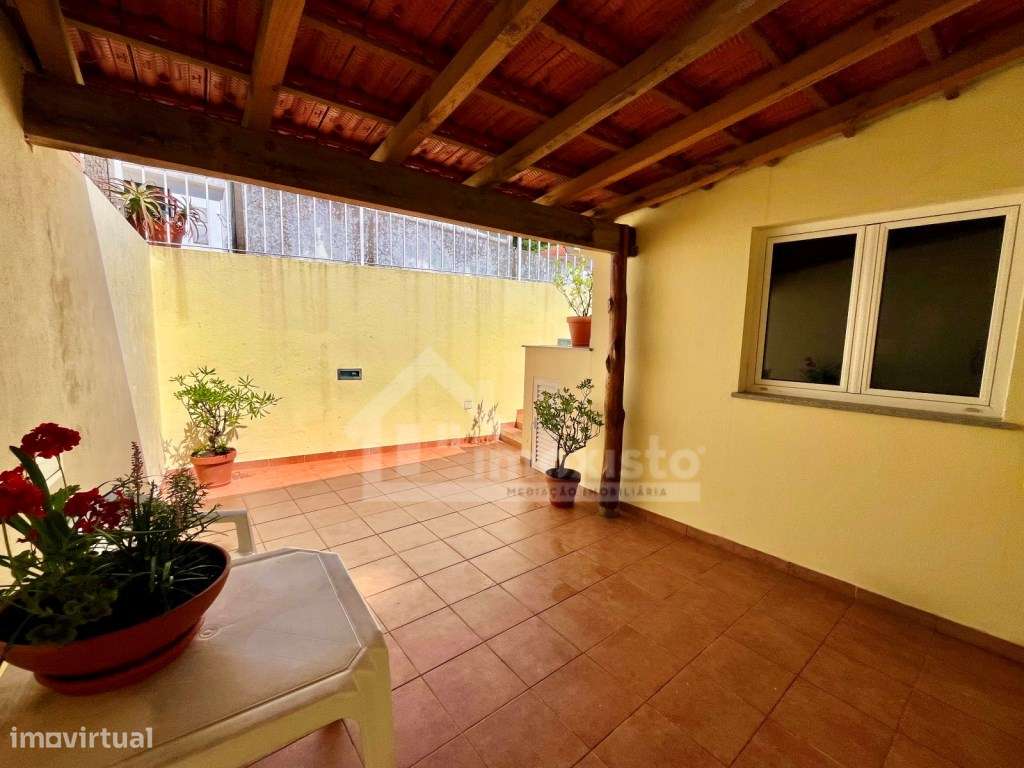 Moradia T1 pronta a habitar em Castanheira de Pera-37