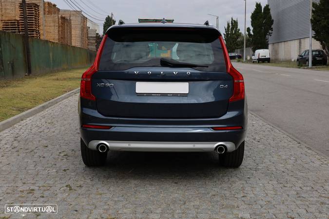 Volvo XC 90 2.0 D4 Momentum - 22