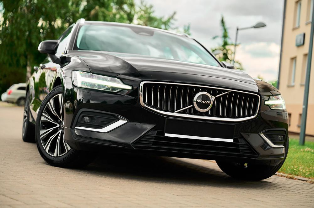 Volvo V60 II (2018- ) B4 D Geartronic Inscription 2022