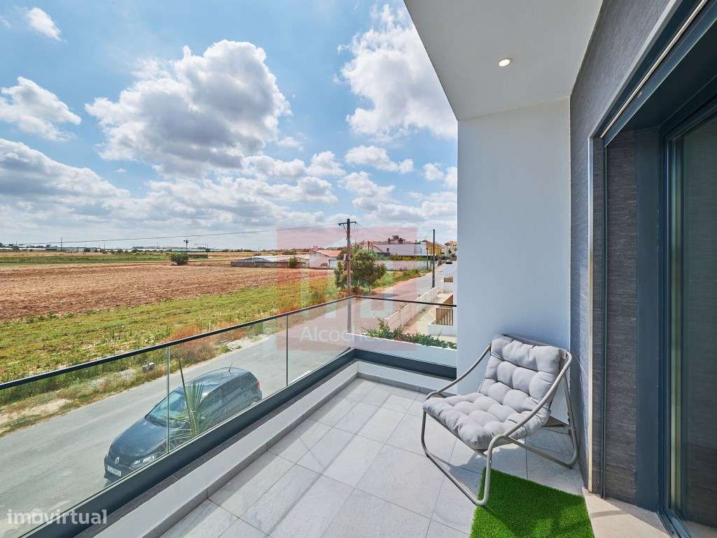 Moradia T5 de Luxo com Piscina Infinita Aquecida e Jacuzzi em Corte...-38
