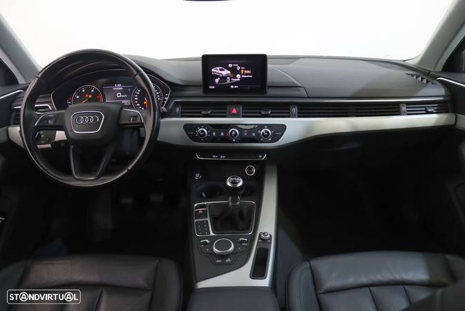 Audi A4 2.0 TDI Business Line - 6