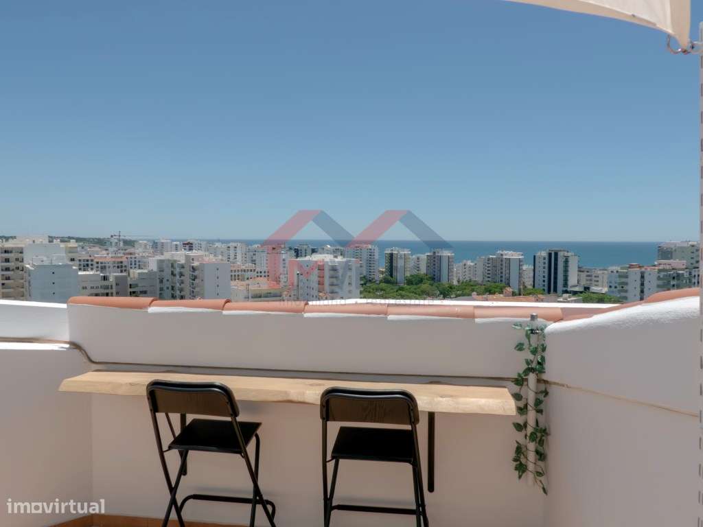 Apartamento T4 dúplex com vista mar, piscina e garagem, perto da pr...-28