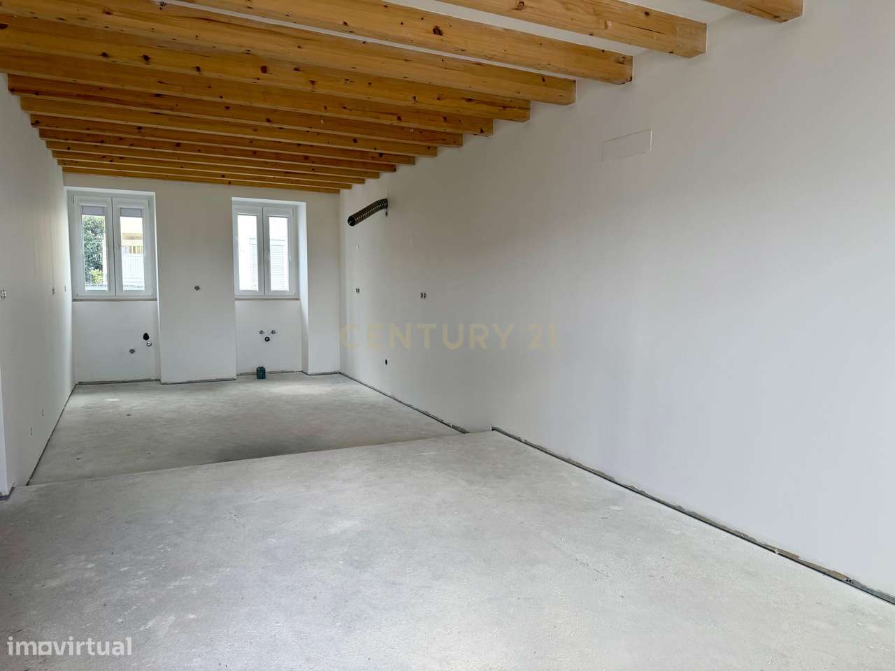 Moradia T3 totalmente remodelada | Lote 1.933m² | Alhadas, Figueira da-1