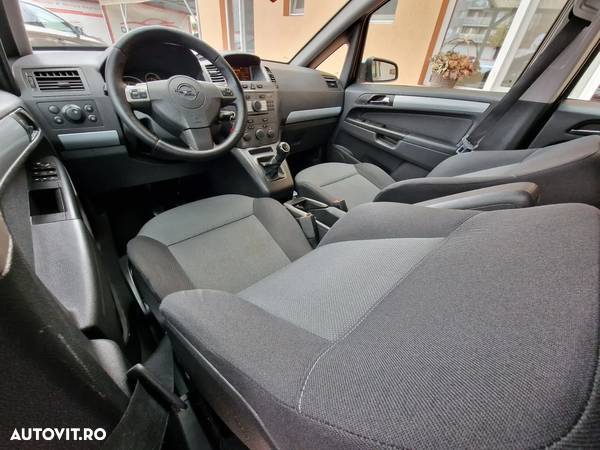 Opel Zafira 1.9 CDTI Cosmo - 14