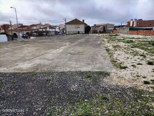 Terreno com Varias casas Cela Nova Alcobaça-Leiria - Grande imagem: 4/18