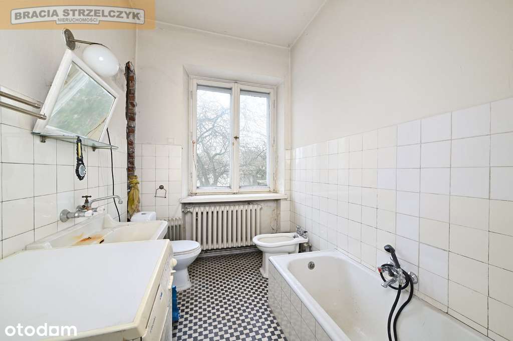 Przedwojenne mieszkanie 3,3 m wysokości-10