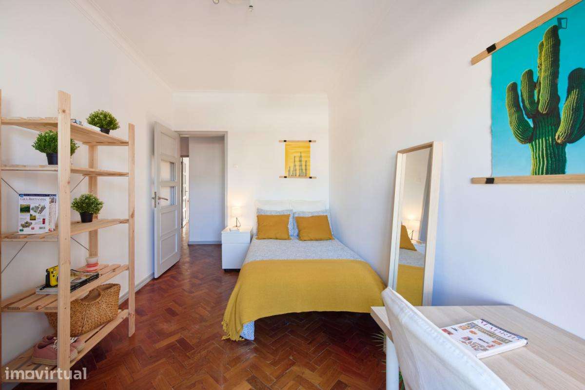 Quarto - localizado em Arroios Lisbon - Grande imagem: 3/10