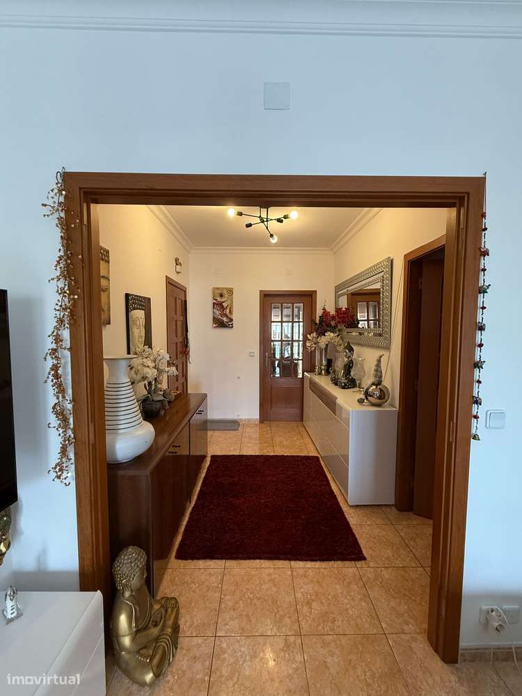 Apartamento T4 Marinha Grande com garagem-6