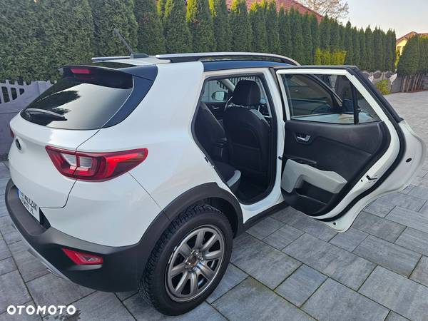 Kia Stonic 1.4 L - 27