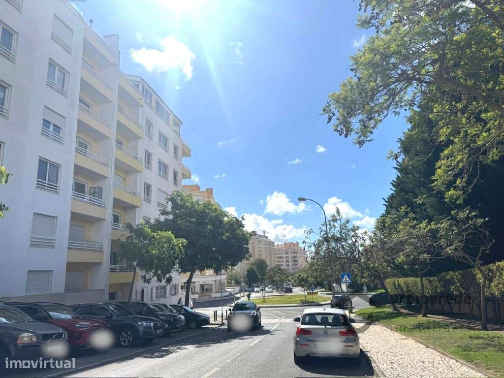 Apartamento T3 no Jardins da Parede.-2