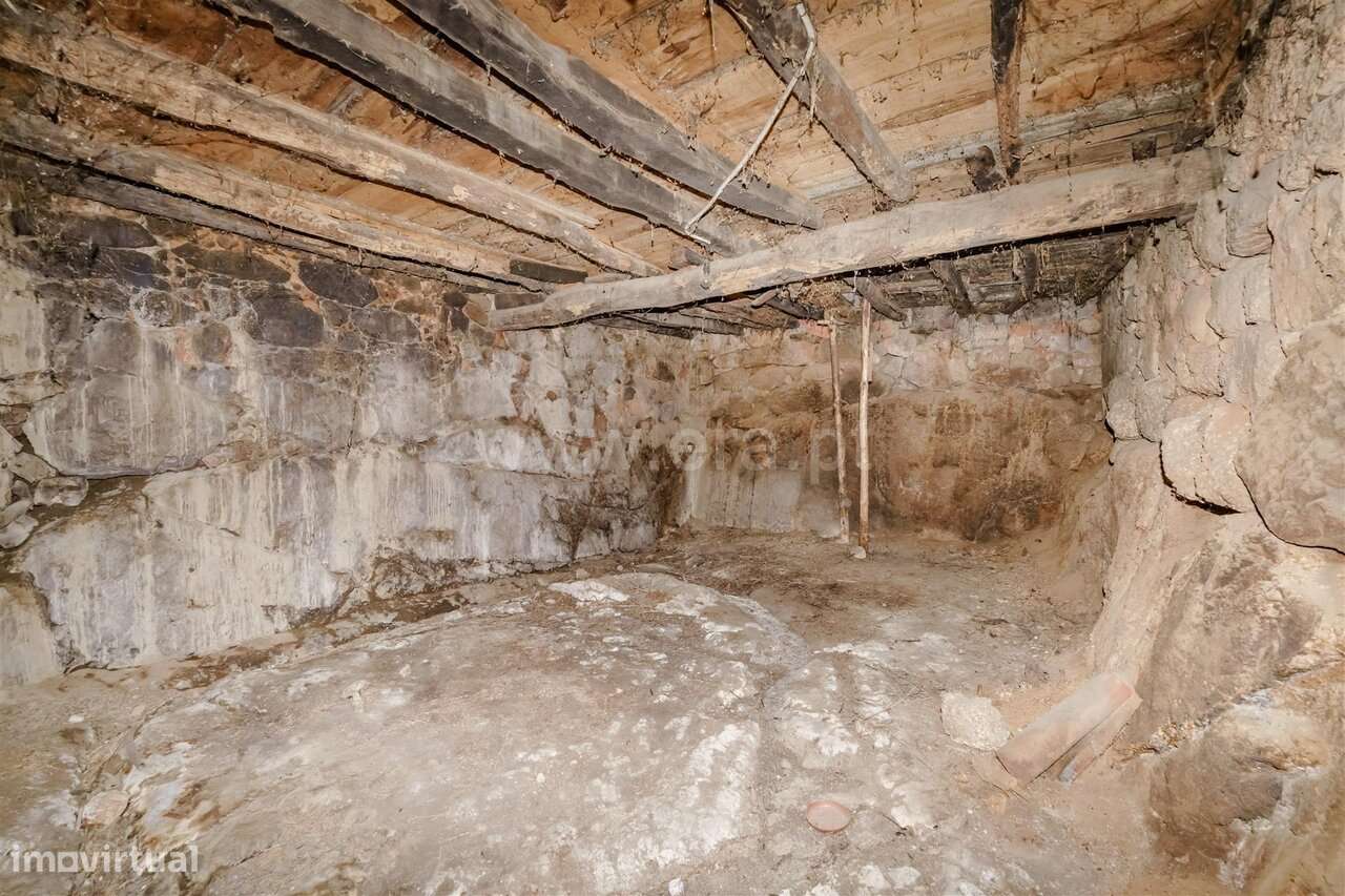 Moradia Geminada T2 / Covilhã, Ferro-6