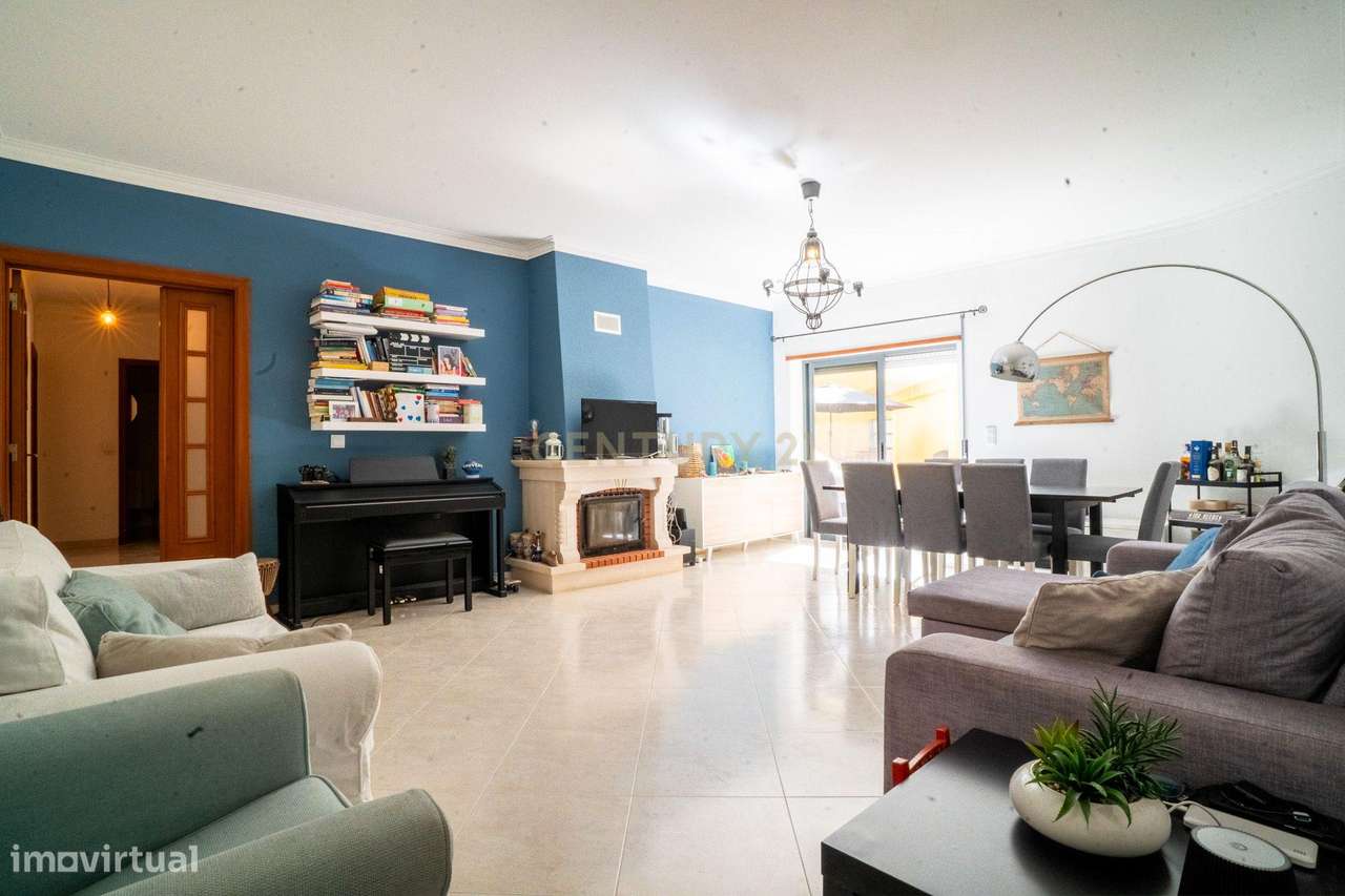 T3 com terraço e garagem - Grande imagem: 2/37