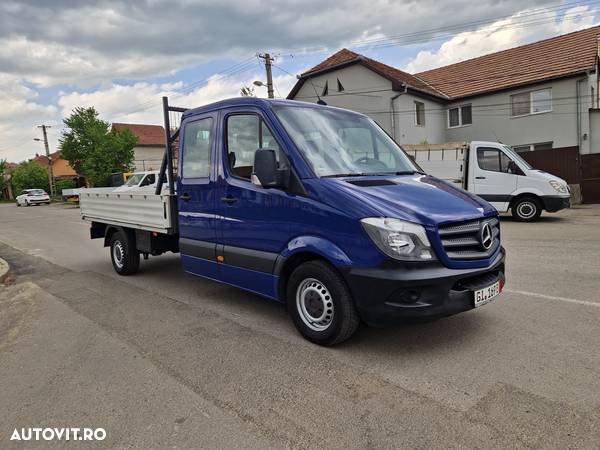 Mercedes-Benz Sprinter - 2