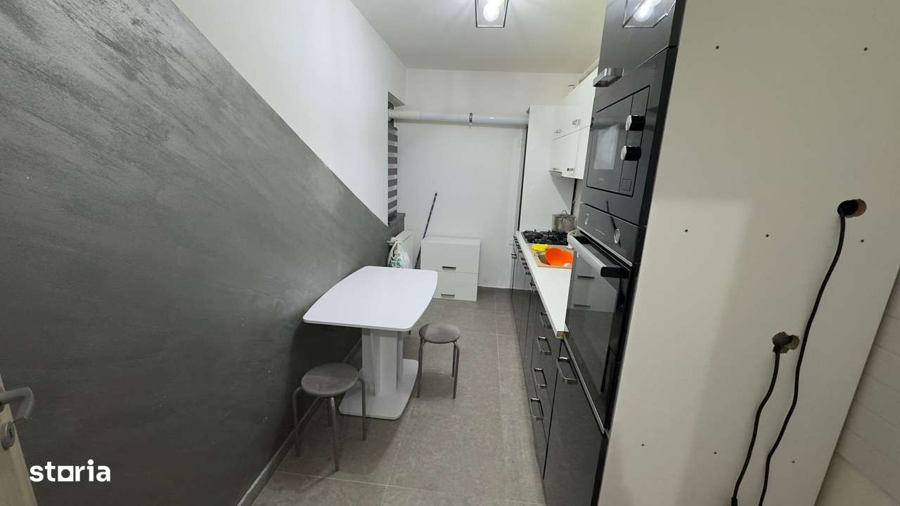 GARSONIERA MARULUI, MOBILAT, BLOC NOU, PARCARE, CENTRALA, COMIS 0% - Imagine principală: 4/5