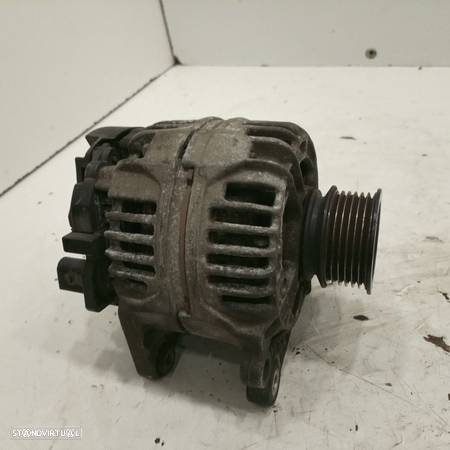 Alternador Audi A3 (8L1) - 4