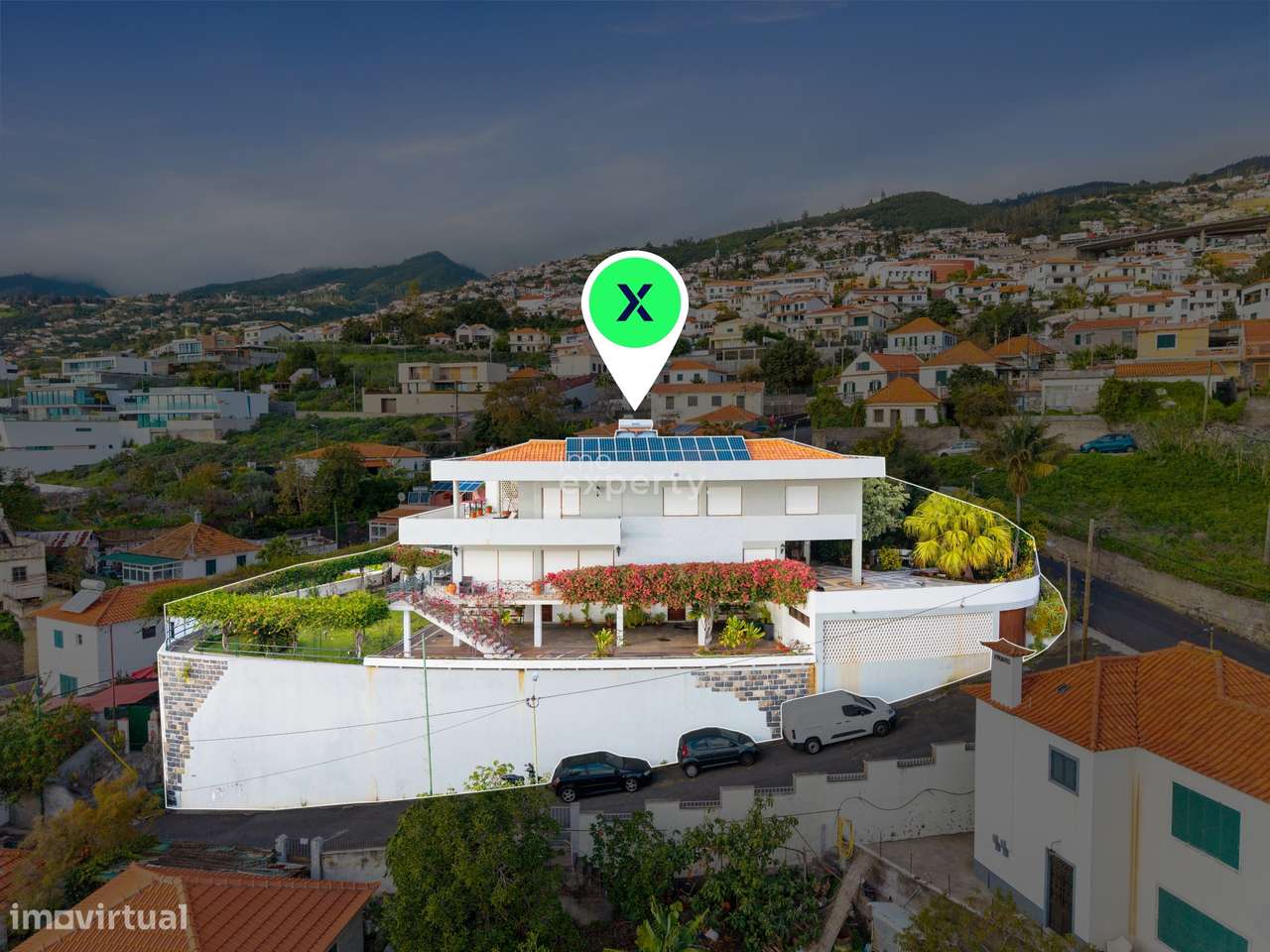 Moradia T4 com vista baía do Funchal, Madeira-1