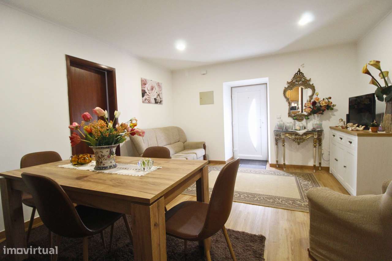 Moradia, 2 quartos, Torres Novas-1