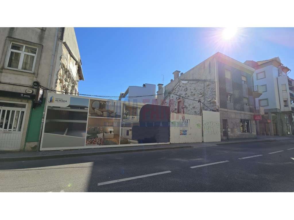 Loja no Coração da Póvoa de Varzim - Junto ao Metro e com Lugar de ... - Grande imagem: 4/7